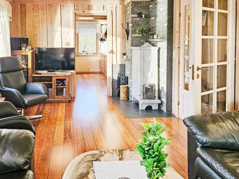 6 Person Holiday Home in Bygstad