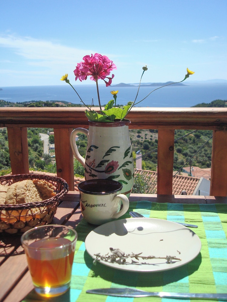 Asteri Living