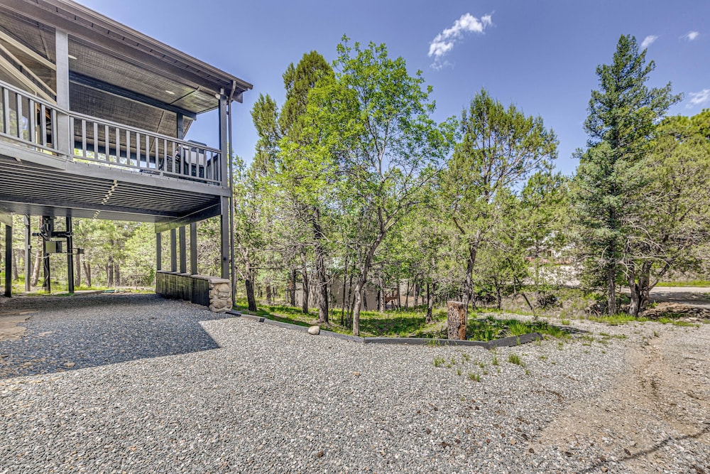 18 Mi to Ski Apache - Ruidoso Home Fit for Family!