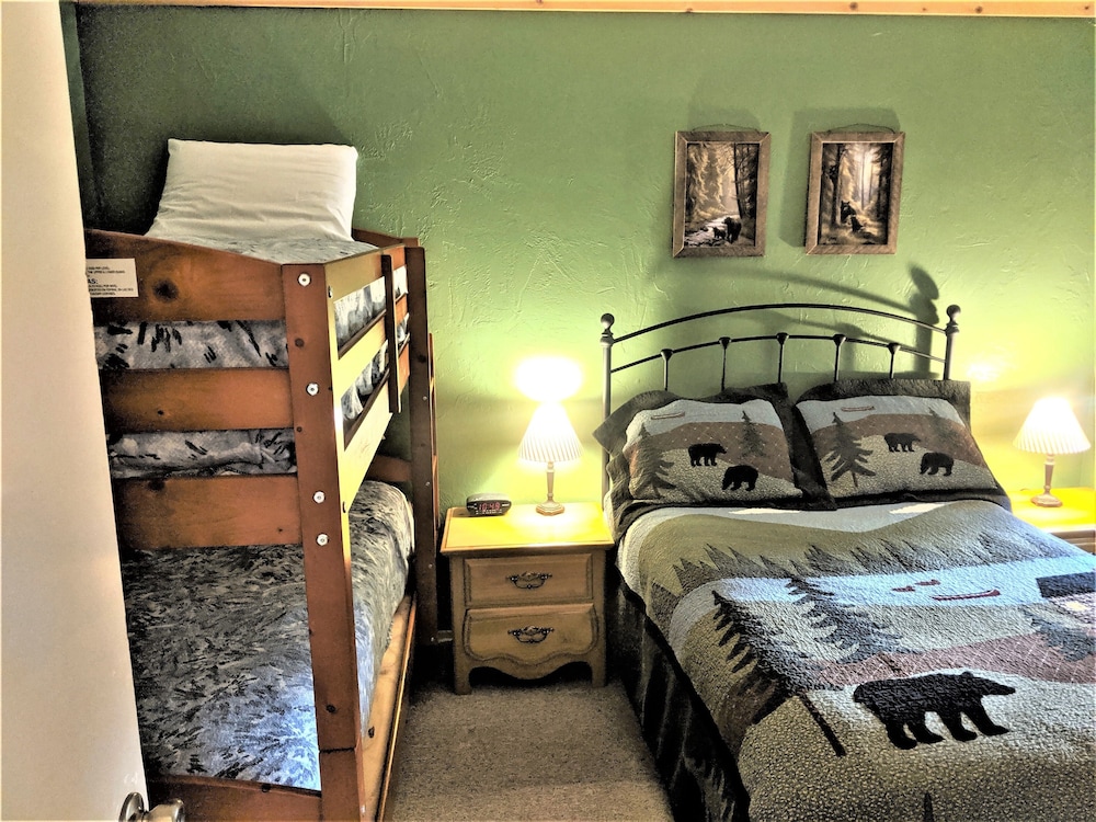 Snow Summit Townhouse Rentals & Sales