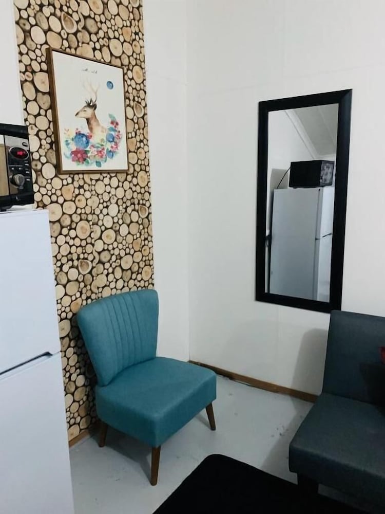 CORGI GUESTHOUSE