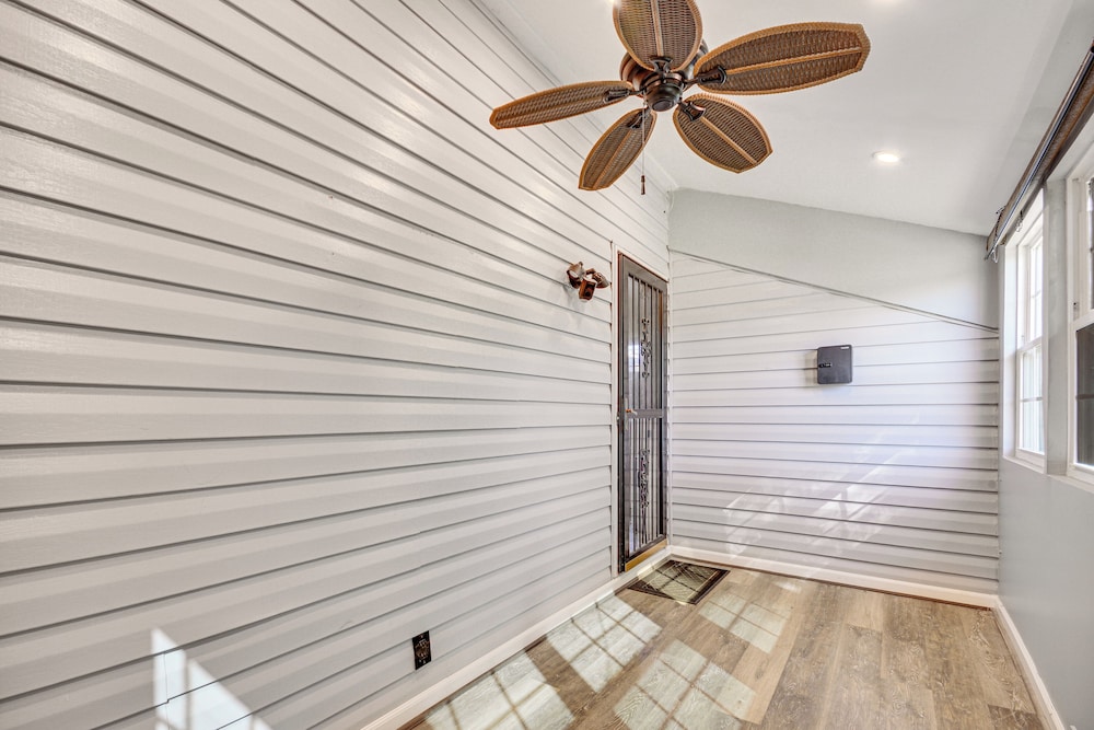 2 Mi to Dtwn Greensboro: Pet-friendly Retreat!