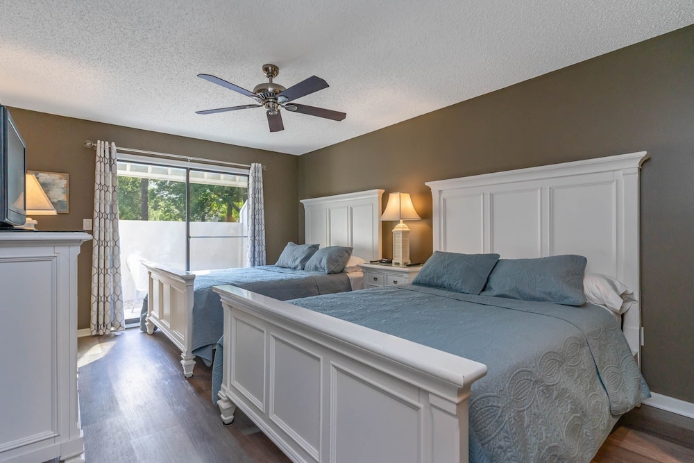 Charming 3 bedroom unit nestled among the trees - 15C West Hyde Park 3 Villa view 3