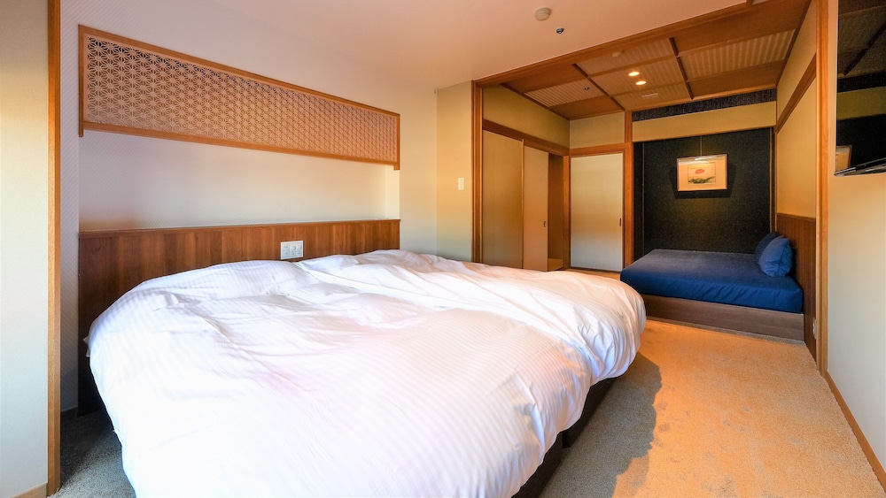 Awazu-Spa Tourist Hotel Kitahachi
