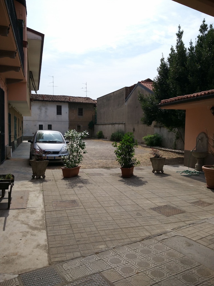 La Corte Del Poeta