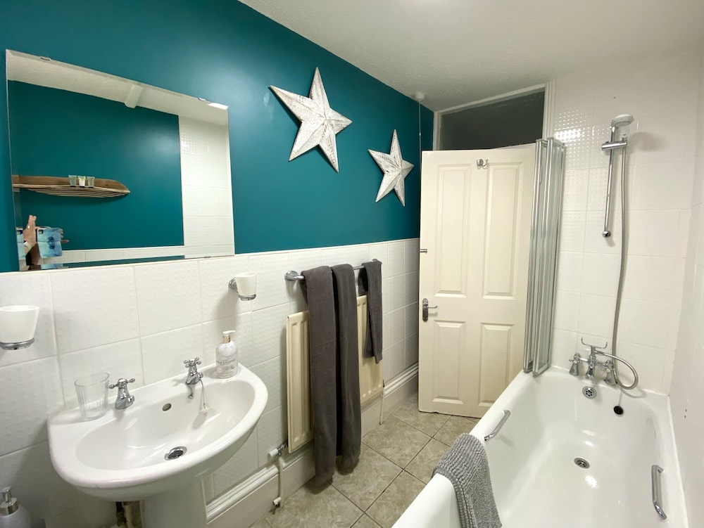 The Angove Guest House