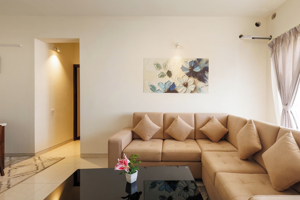 The Horizon Vista by Redolive Nr Aster CMI Hebbal