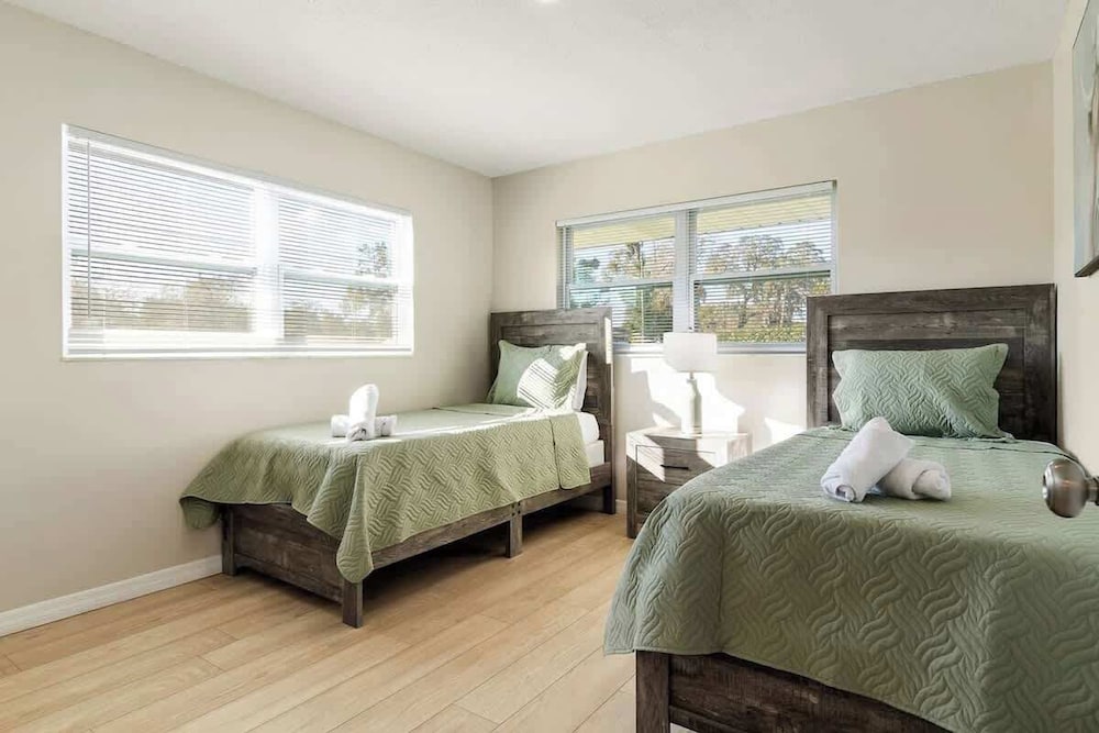Spacious Zephyrhills Duplex #1