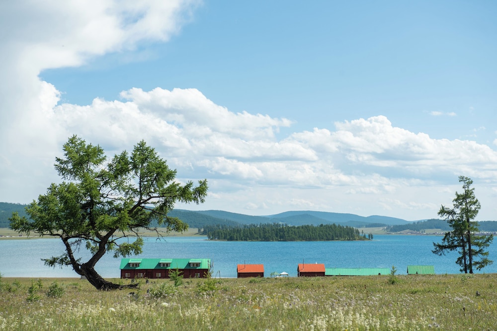 Dalai Eej Resort - Inside Khuvsgul Lake National Park