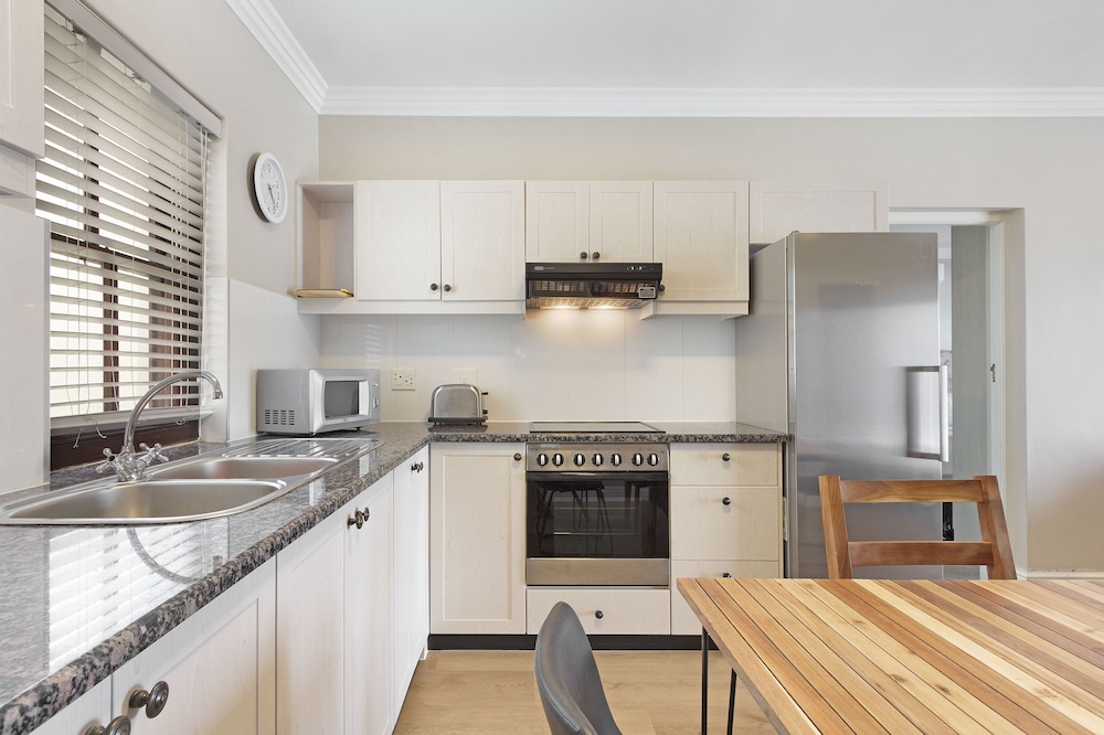 Winelands Golf Lodges at De Zalze