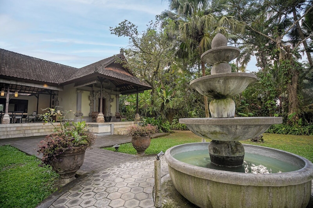 Villa Cemadik