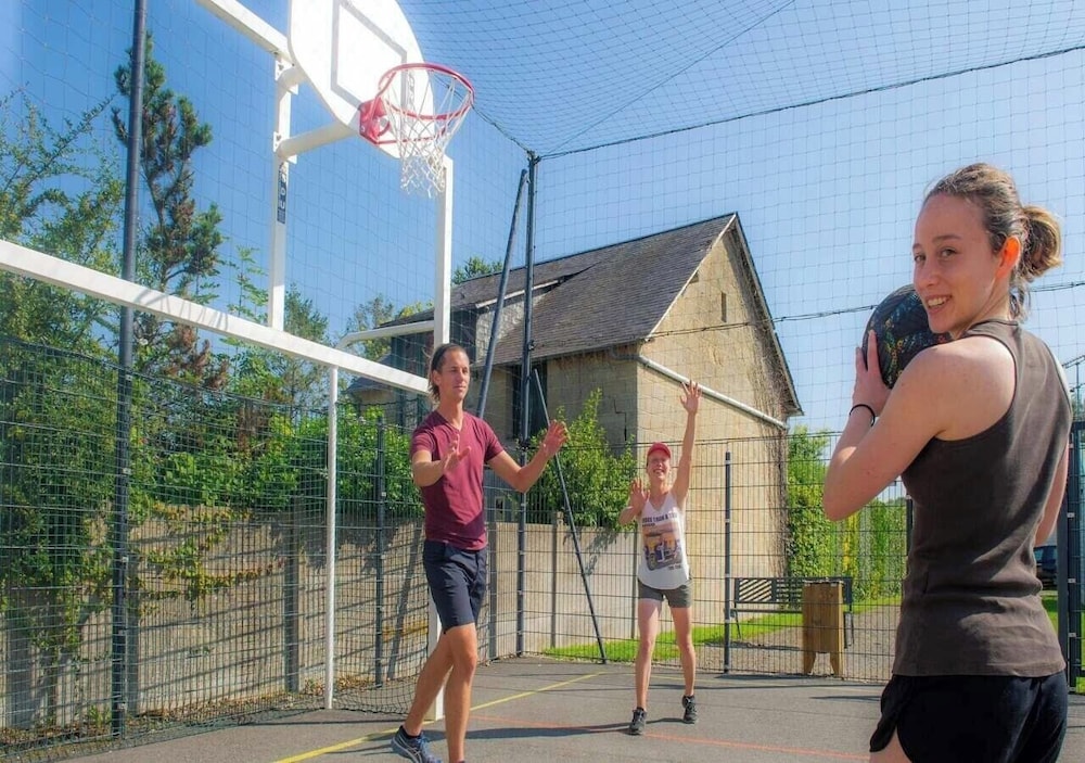 Camping Les Pommiers du Mont St Michel