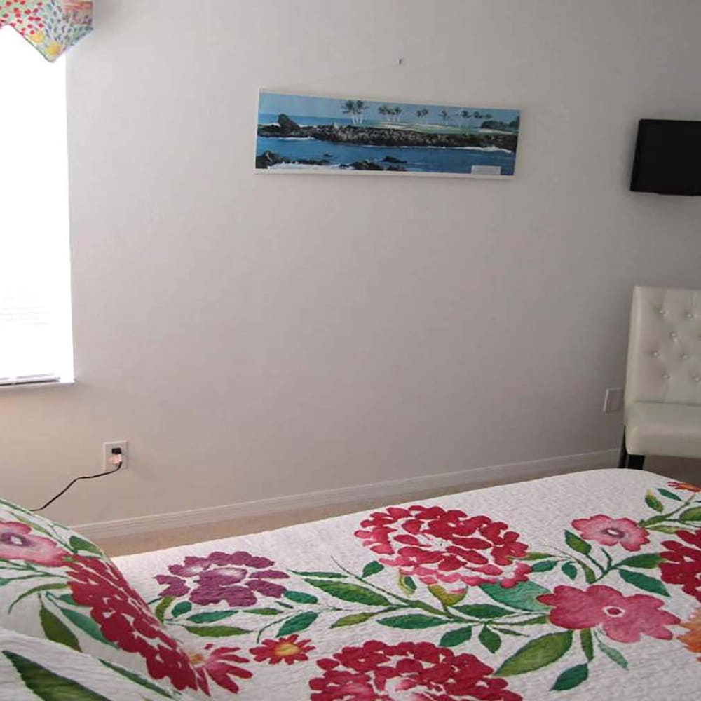 Altaira - top Location Lake View Pool Spa 4 Bed