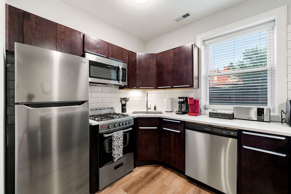 Chicago 2 Bed 2 Bed Comfy Home
