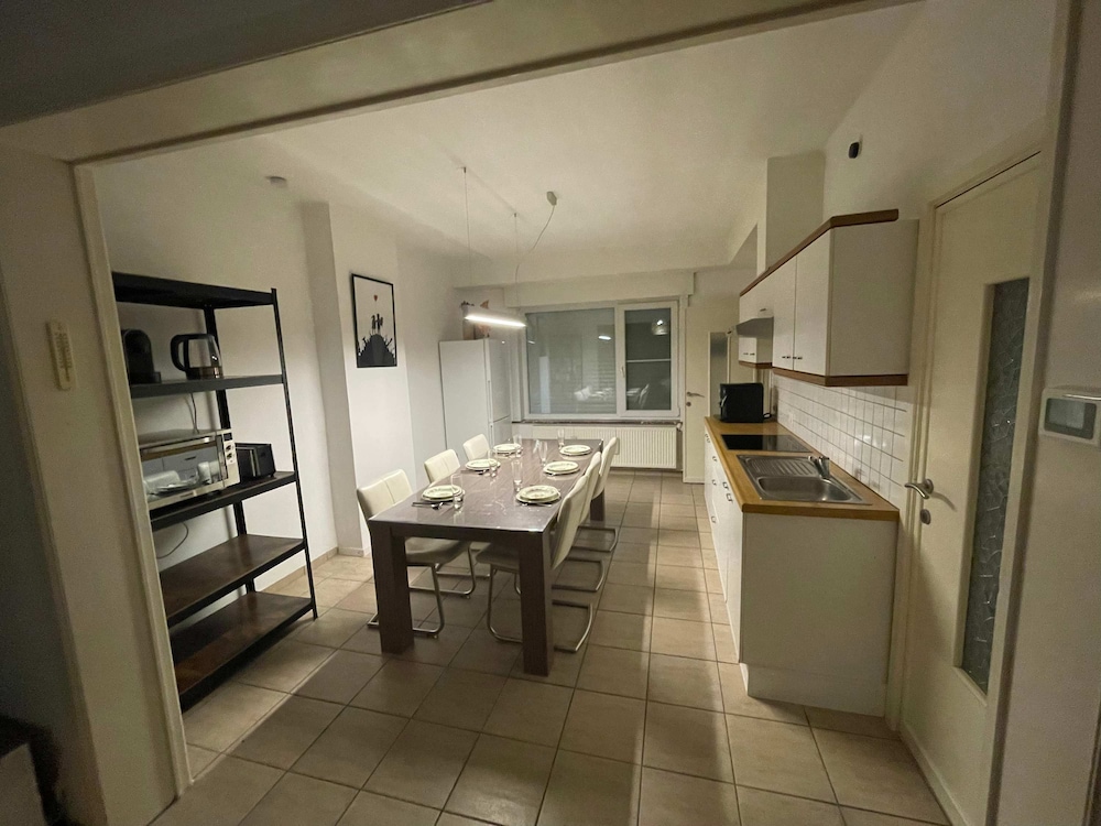 Huswell - Lovely Retreat for 4