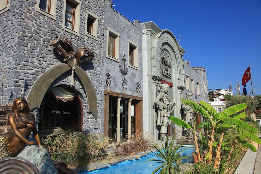Cactus Fleur Beach Club - All Inclusive - Image 22