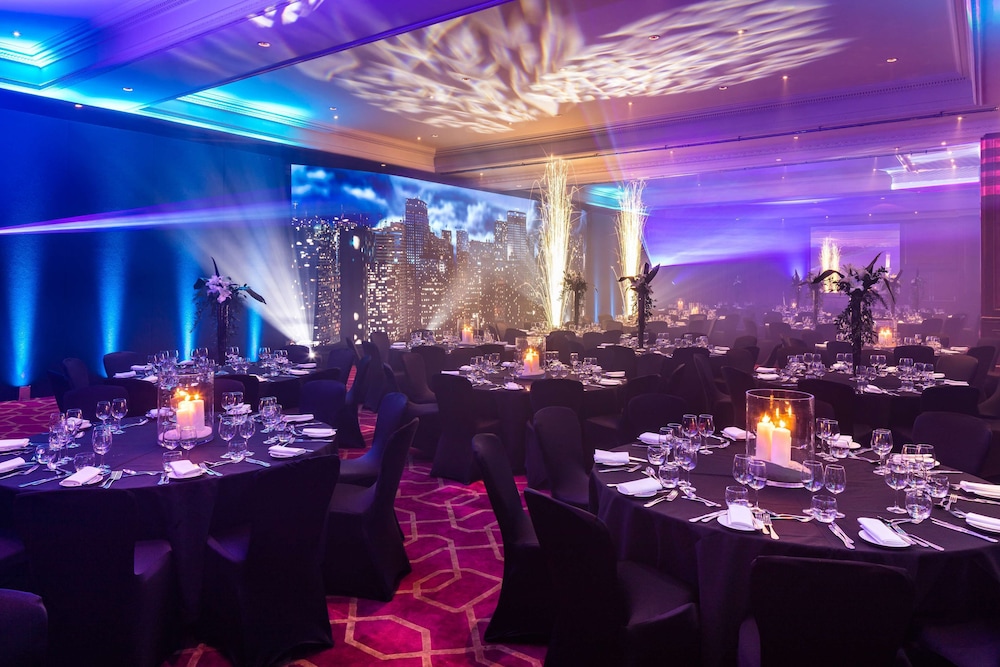Hayes Vacations - Radisson Blu Hotel, London Heathrow - Property Image 7