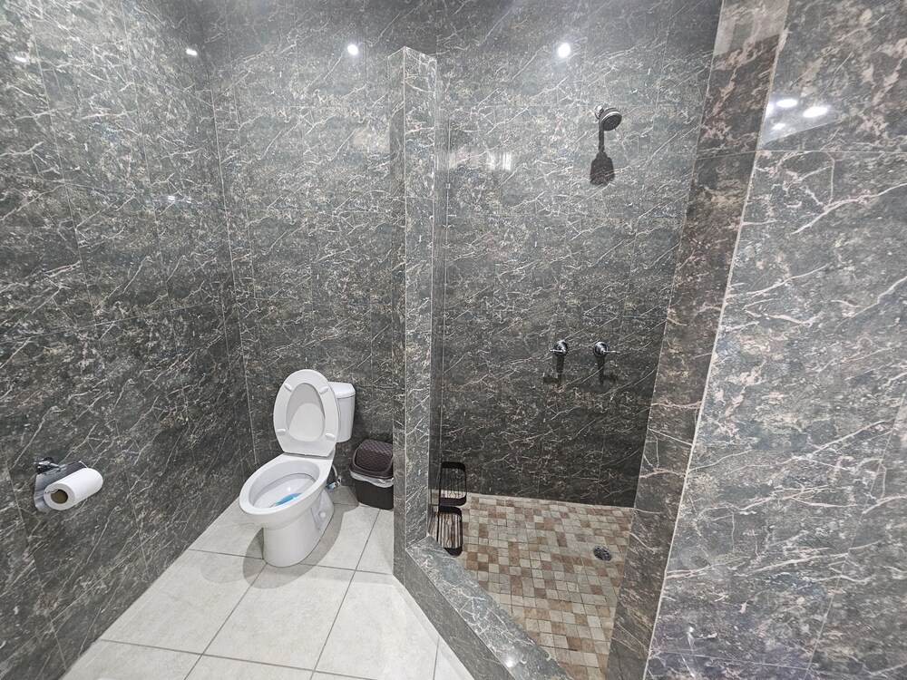 Photo 38