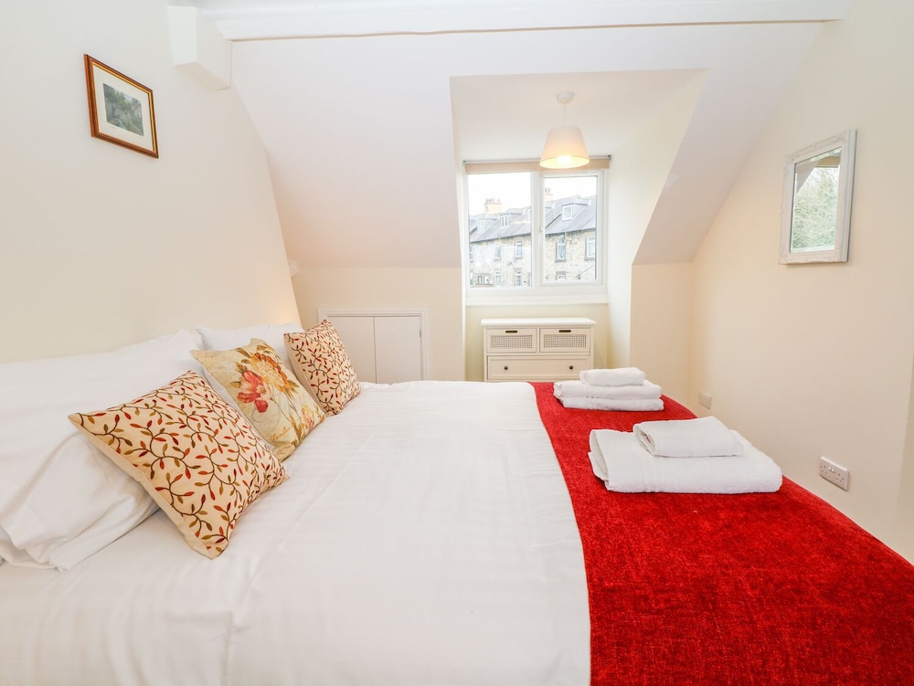 Wyebrow Cottage view 4