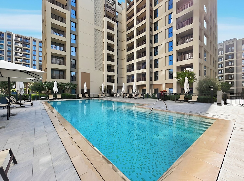 1BR Creek Beach Access