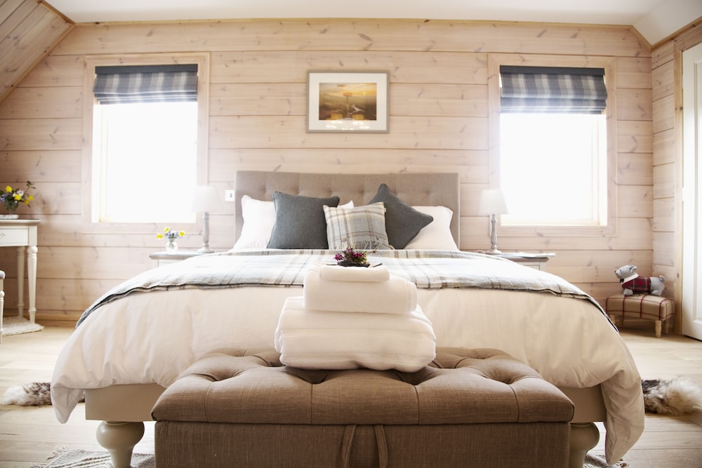 Netherton Farm Lodge view 4