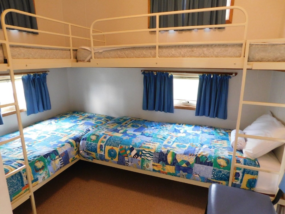 Dylene Caravan Park - 2 Br Family Cabin With Air view 5