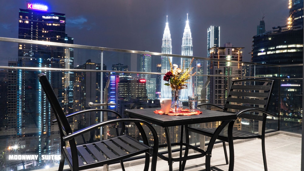 The Manor Suites KLCC by Moonway