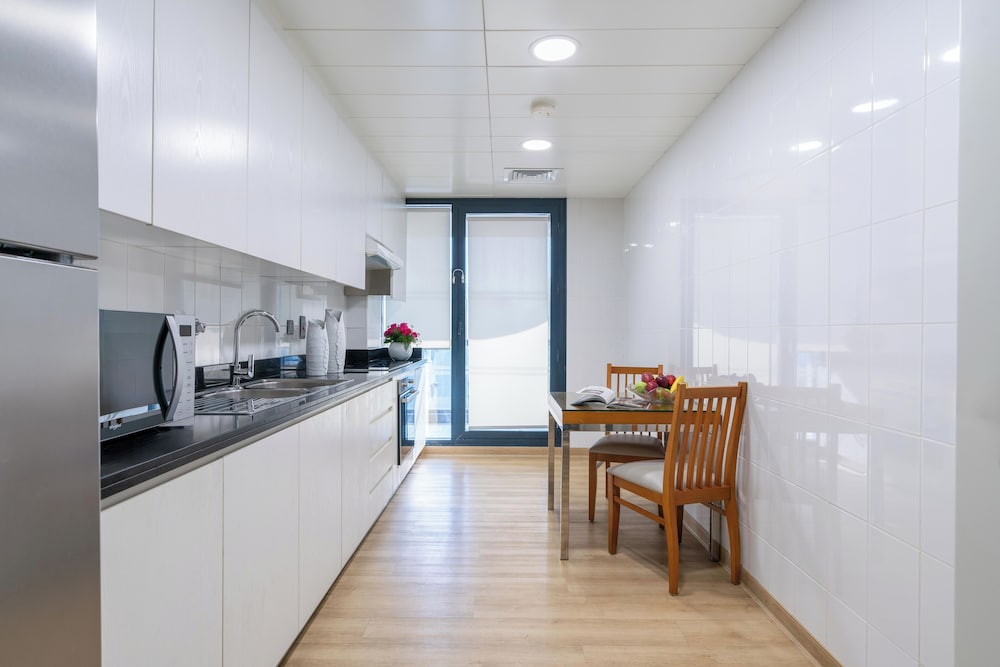 Golden Sands 10 Hotel Apartments