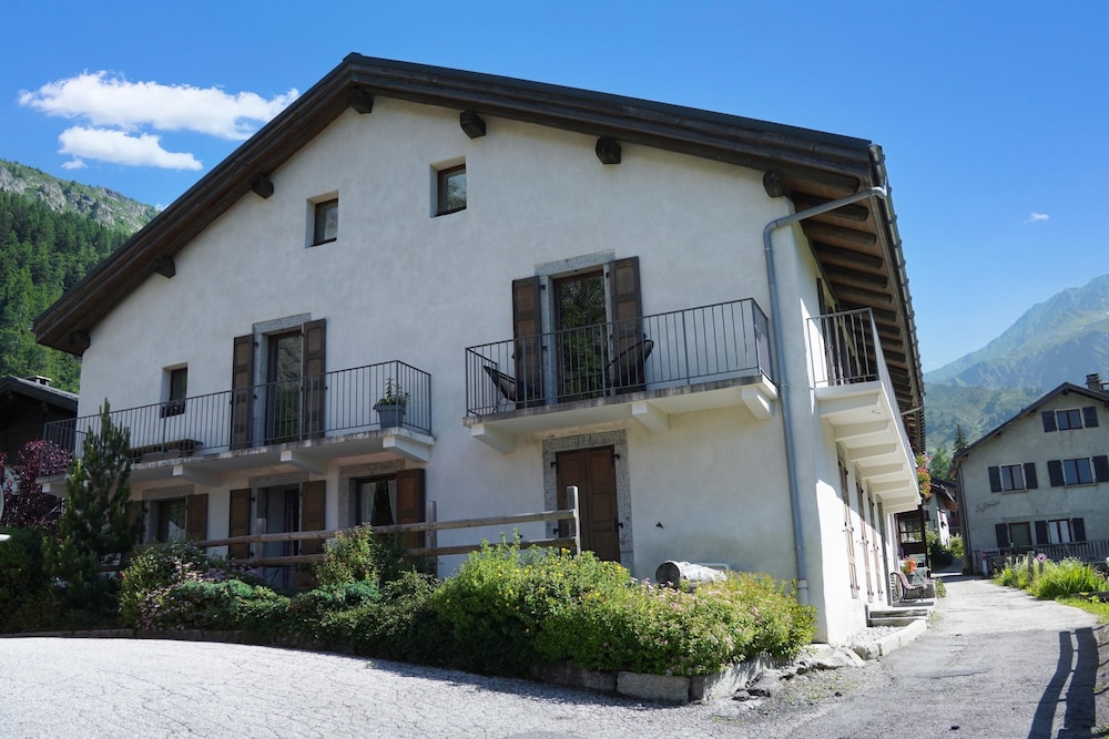 Appartment Arsene No 2