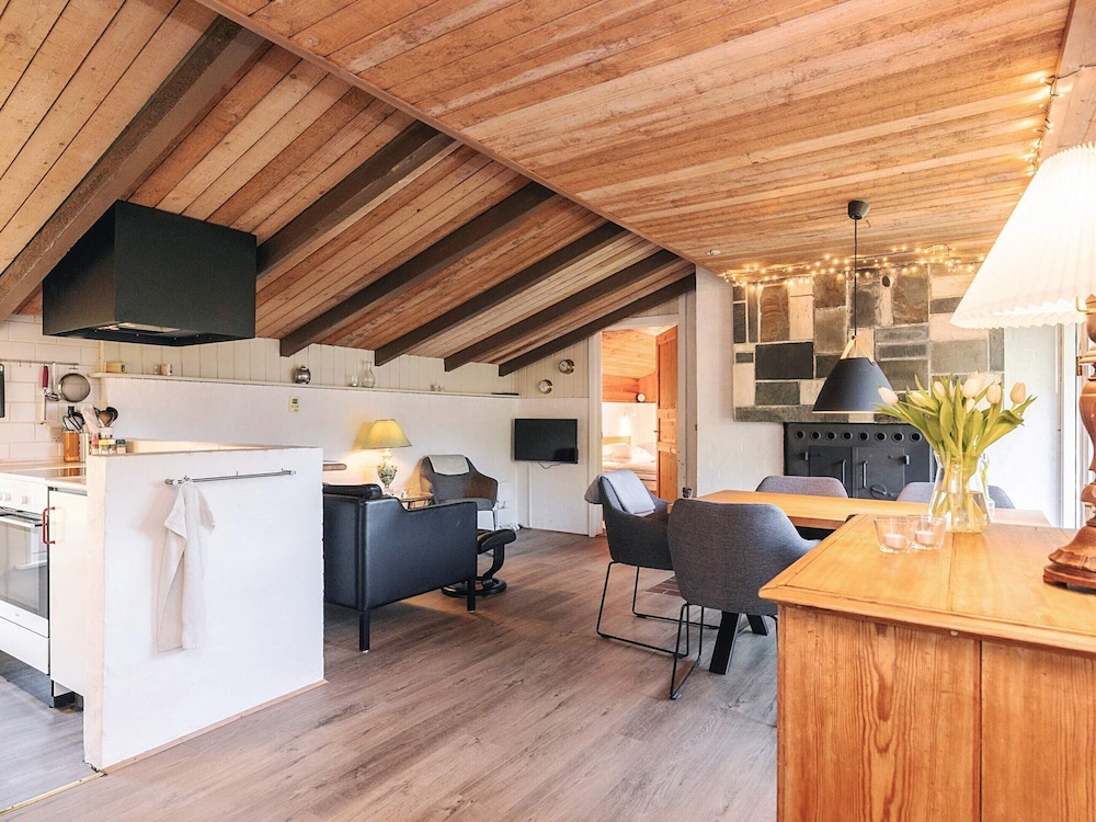 4 Star Holiday Home in Hals
