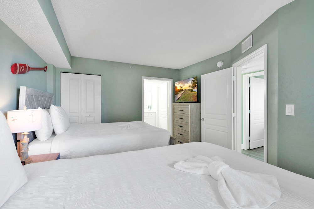Conway Vacations - Baywatch Resort Oceanfront Dream Maker - Property Image 5
