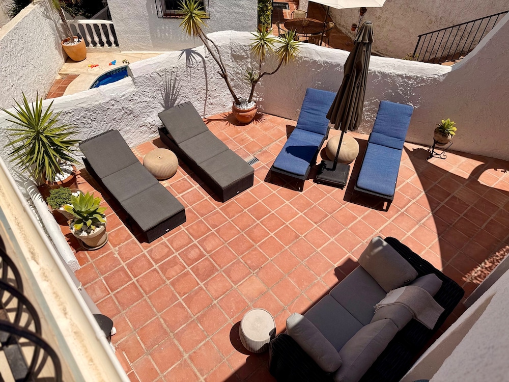Charming Apartment in Burriana With Private Pool!