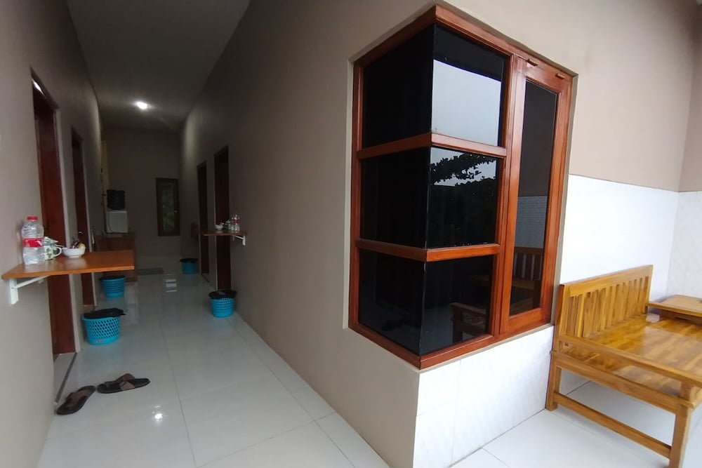 Wisma Kencana Guesthouse view 2