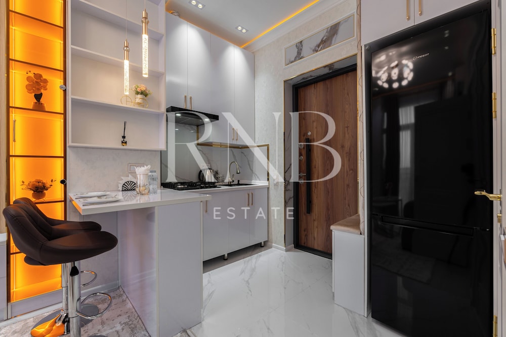 Kamolon 113 by RNB estate