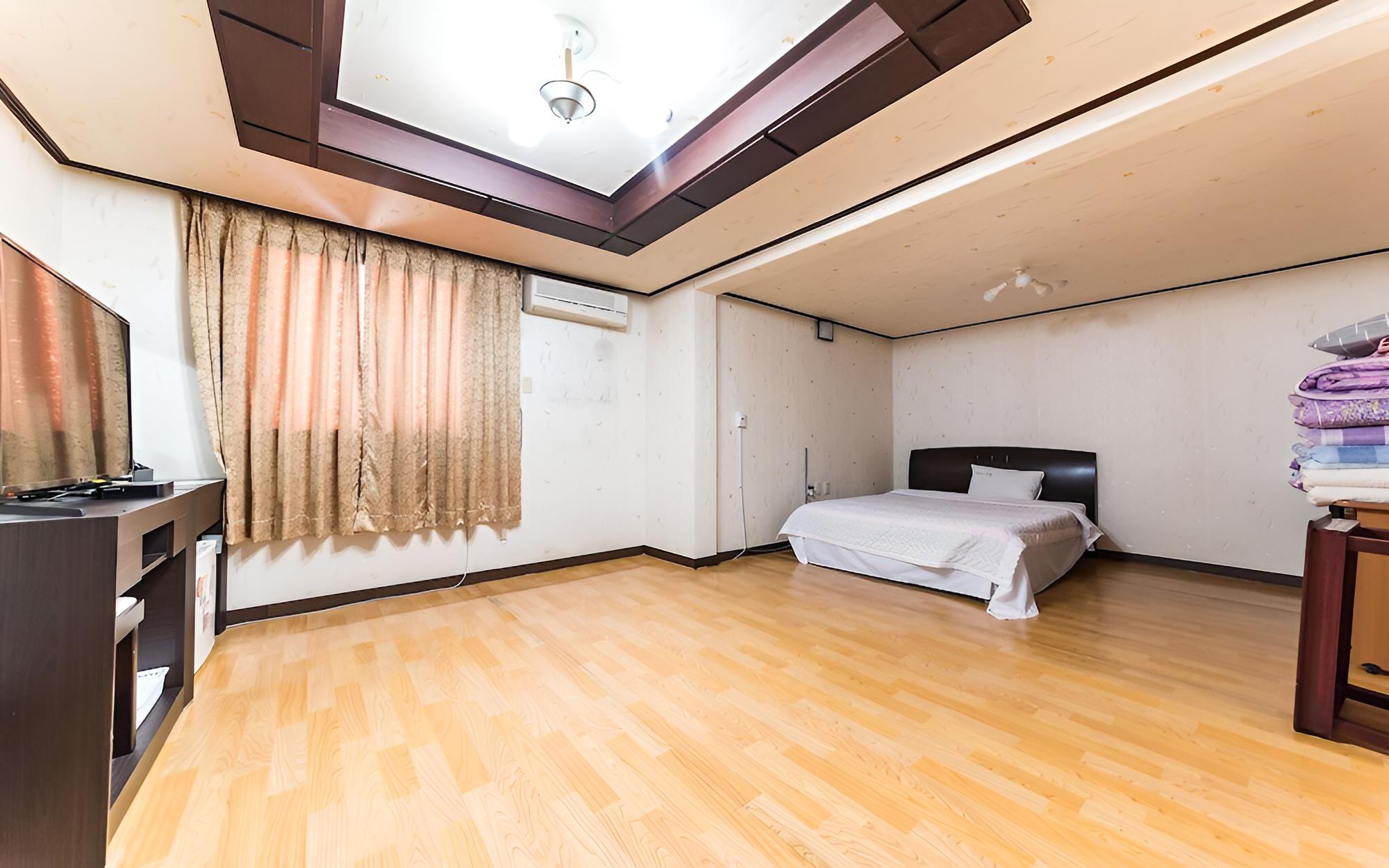 Pocheon Phoenix