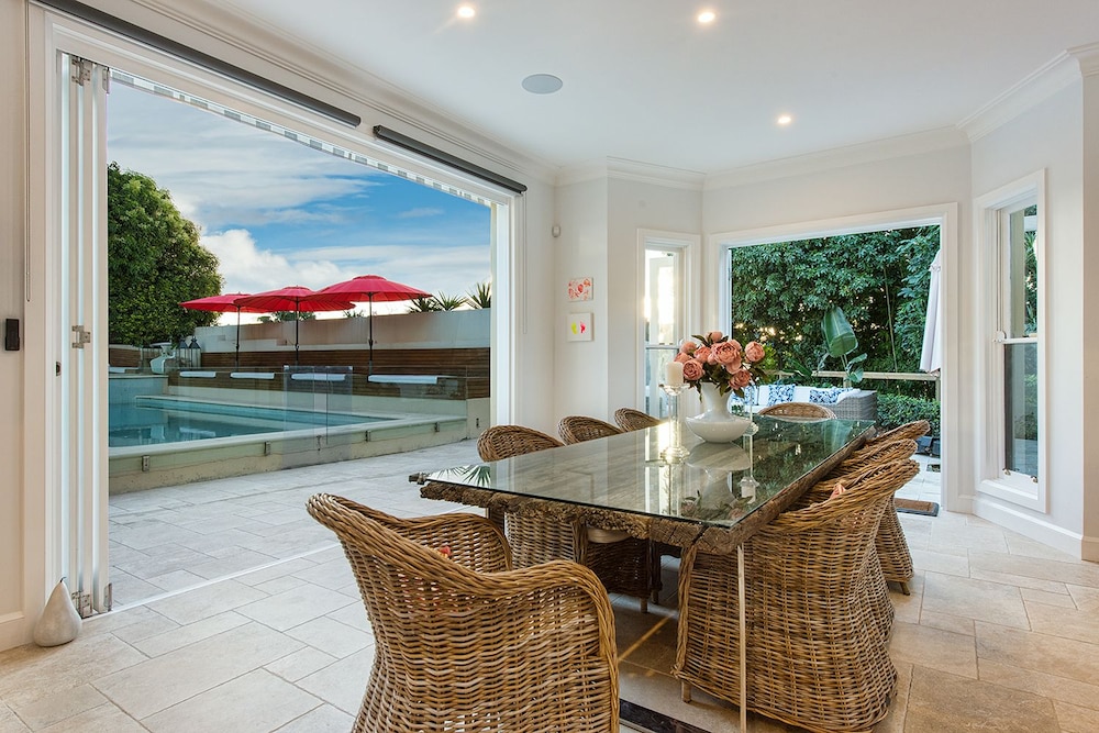 Vaucluse Manor H327