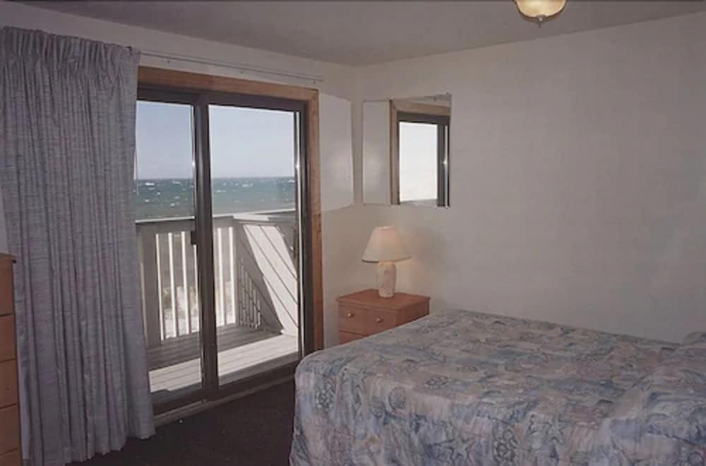 Top Mast Resort