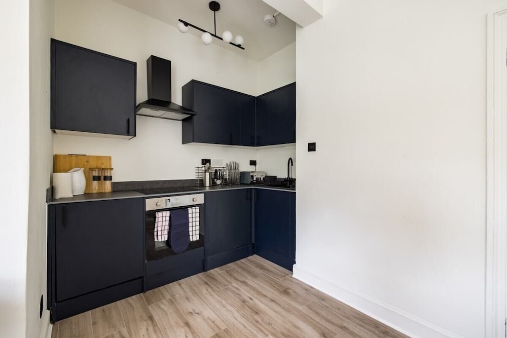 The Kensington And Chelsea Classic - Glamorous 2bdr Flat
