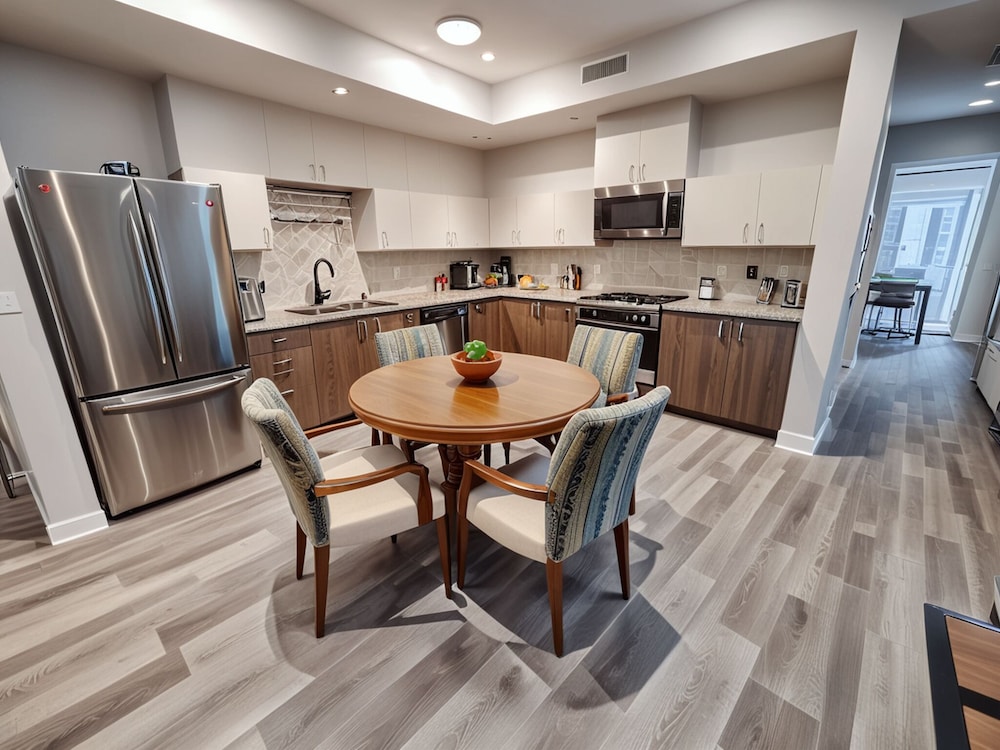 Melrose Rooftop Boutique Residences