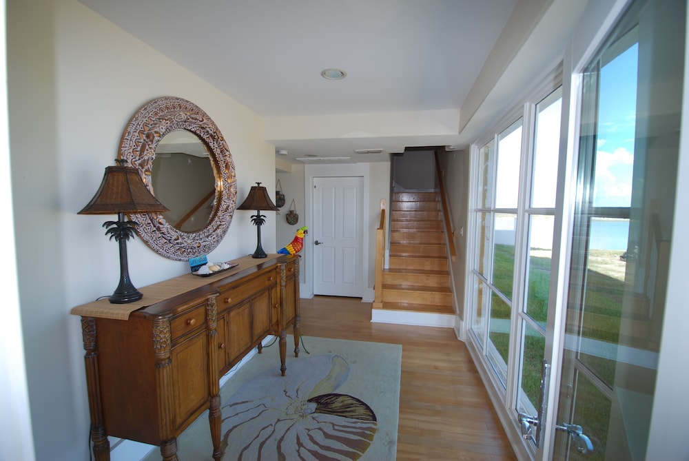 Kokopelli - Bay Front / Marina Front 3 Bedroom Townhouse by RedAwning