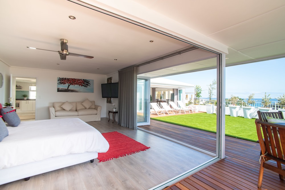 Funkey Villas