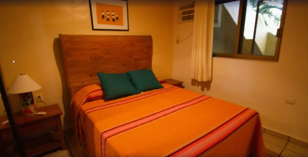 Los Tules Villas del Sol