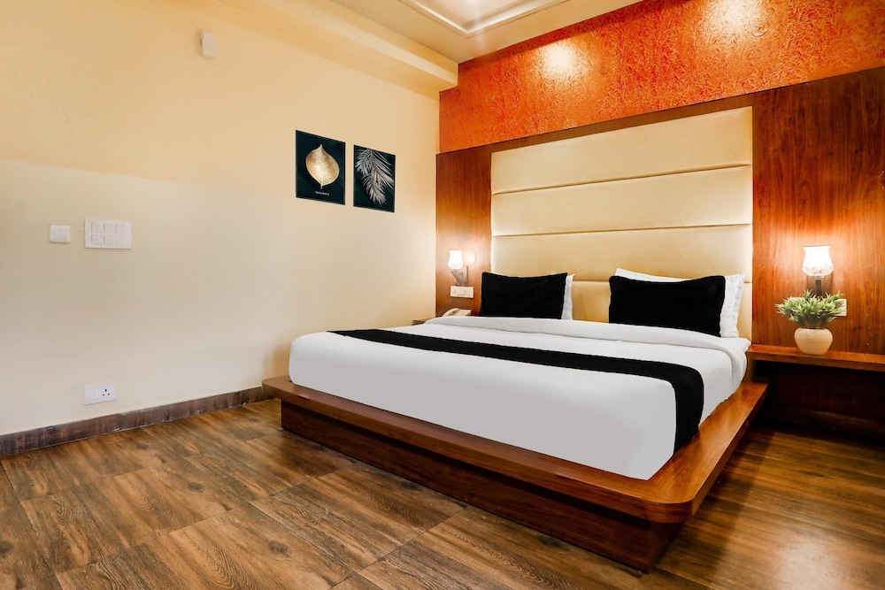 Luxury Stays at Mussorie Foothills