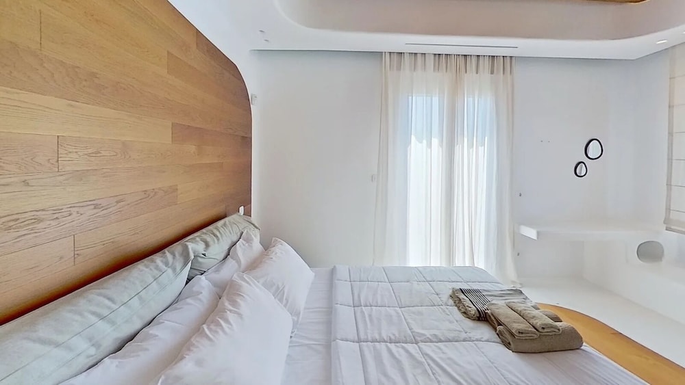Ria Mar Villas & Suites by Live&Travel