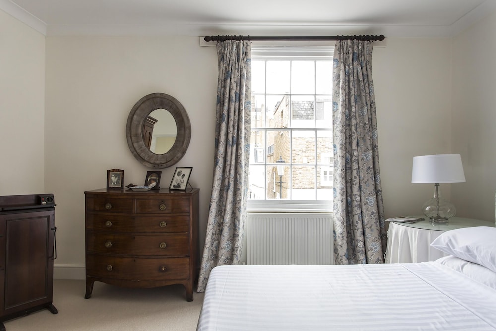 First Street II by Onefinestay
