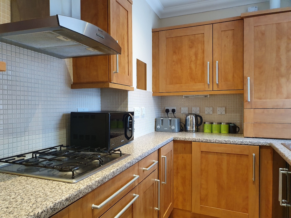 Godwin Court Apartments view 5
