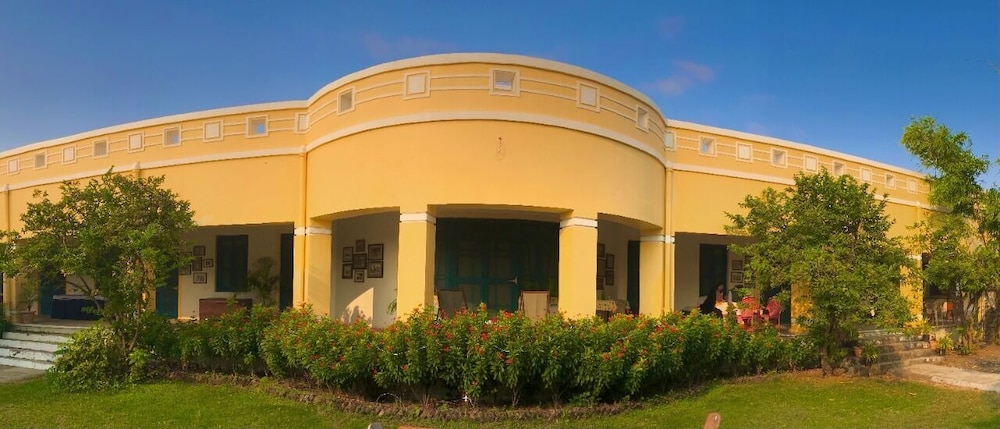 AM Hotel Kollection Maangarh Ratlam