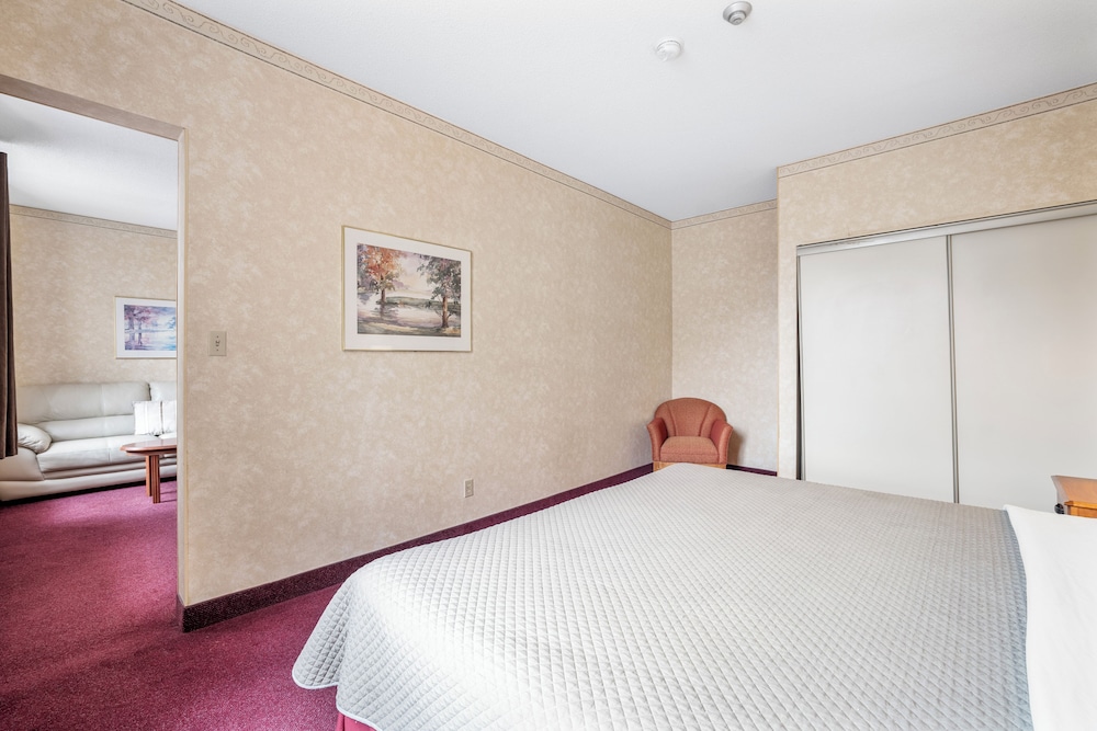 Guelph Vacations - Royal Inn and Suites at Guelph - Property Image 40