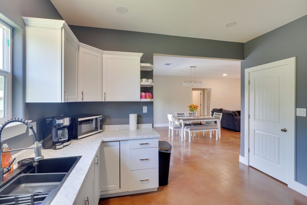 1 Mi to Lake Lbj: Peaceful Home w/ Patio & Yard!