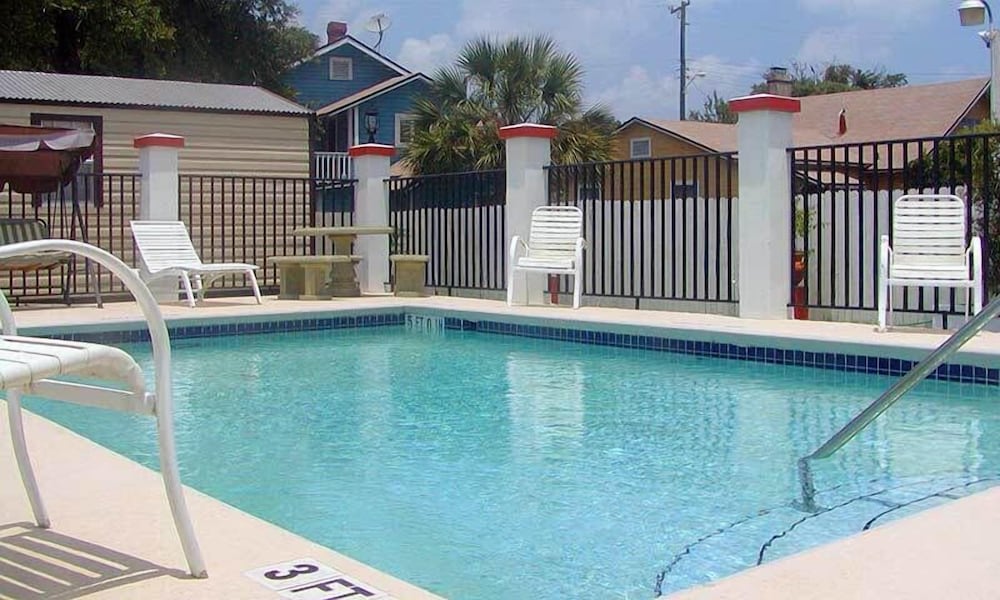 Merida Inn and Suites